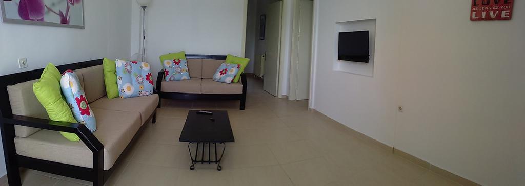 Fiona Seafront Apartments 尼基亚娜 外观 照片